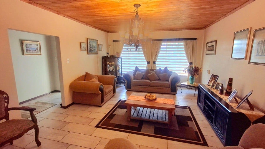 3 Bedroom Property for Sale in Vaalpark Free State